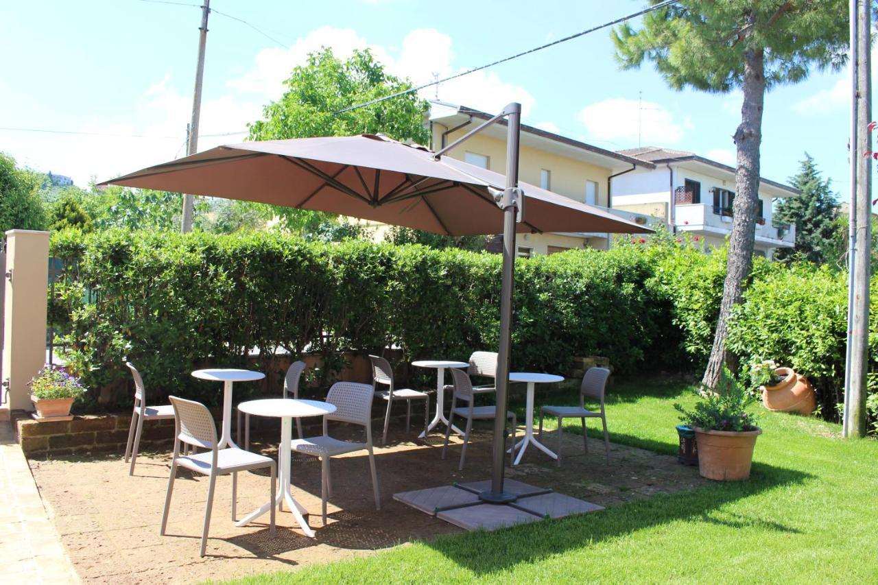 Ellebi B&B Montone  외부 사진